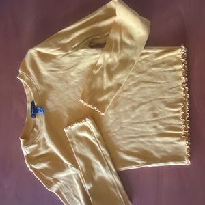 Cropped long sleeved yellow shirt